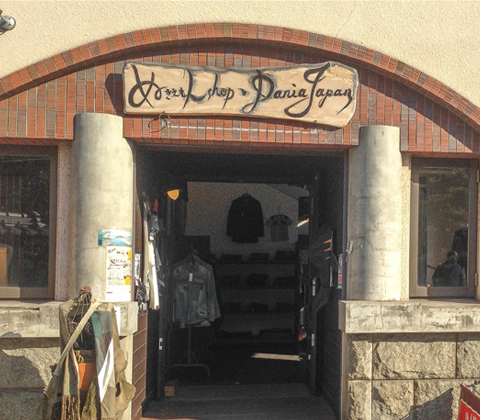 ショップ入口